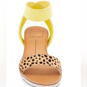 dolce vita size 7.5M Vivian sandals leopard print with yellow straps
